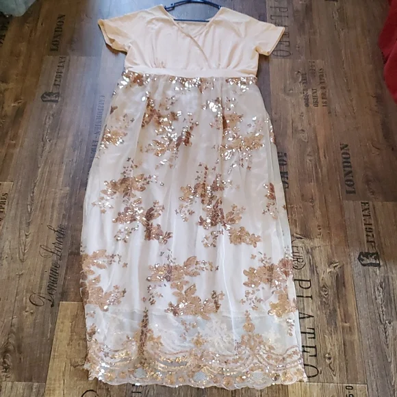 Cream & rose gold sequined, full length dress, size 2X, Shein - Picture 2 of 11